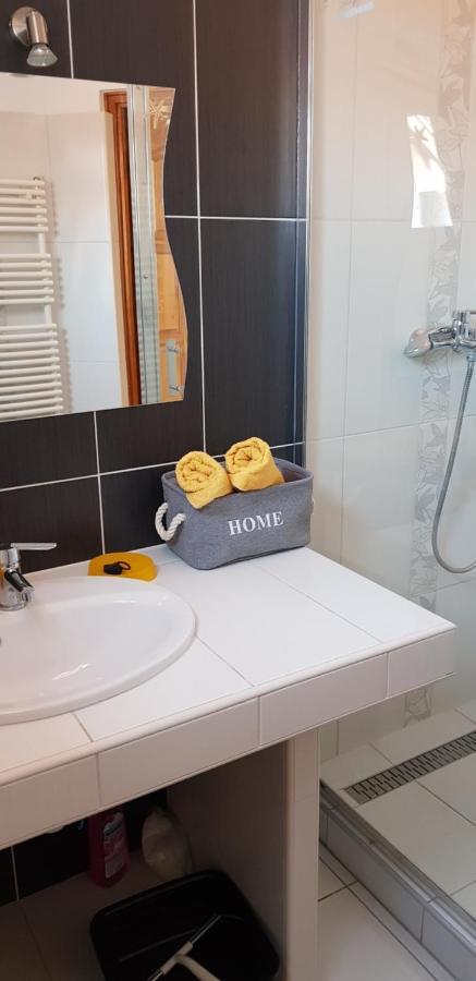 Boglárka Apartman Hajdúszoboszló Exterior foto